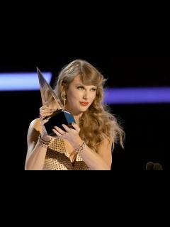 [x]AMAs winners 2022: Taylor Swift sweeps with six wins