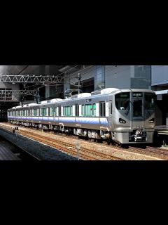 [x]225系5000番台第1編成 湖西線試運転＠京都駅発車 2010/10/5 - YouTube