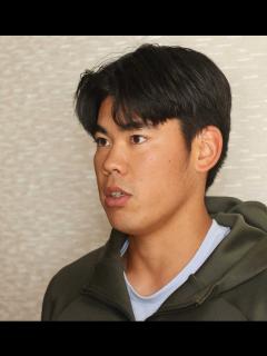 [x]来季への意気込みを語る鈴木（撮影・椎名 航） ― スポニチ Sponichi Annex 野球